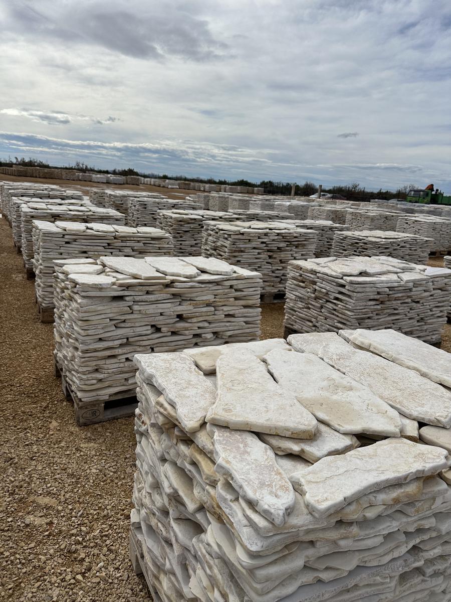 Antico stone