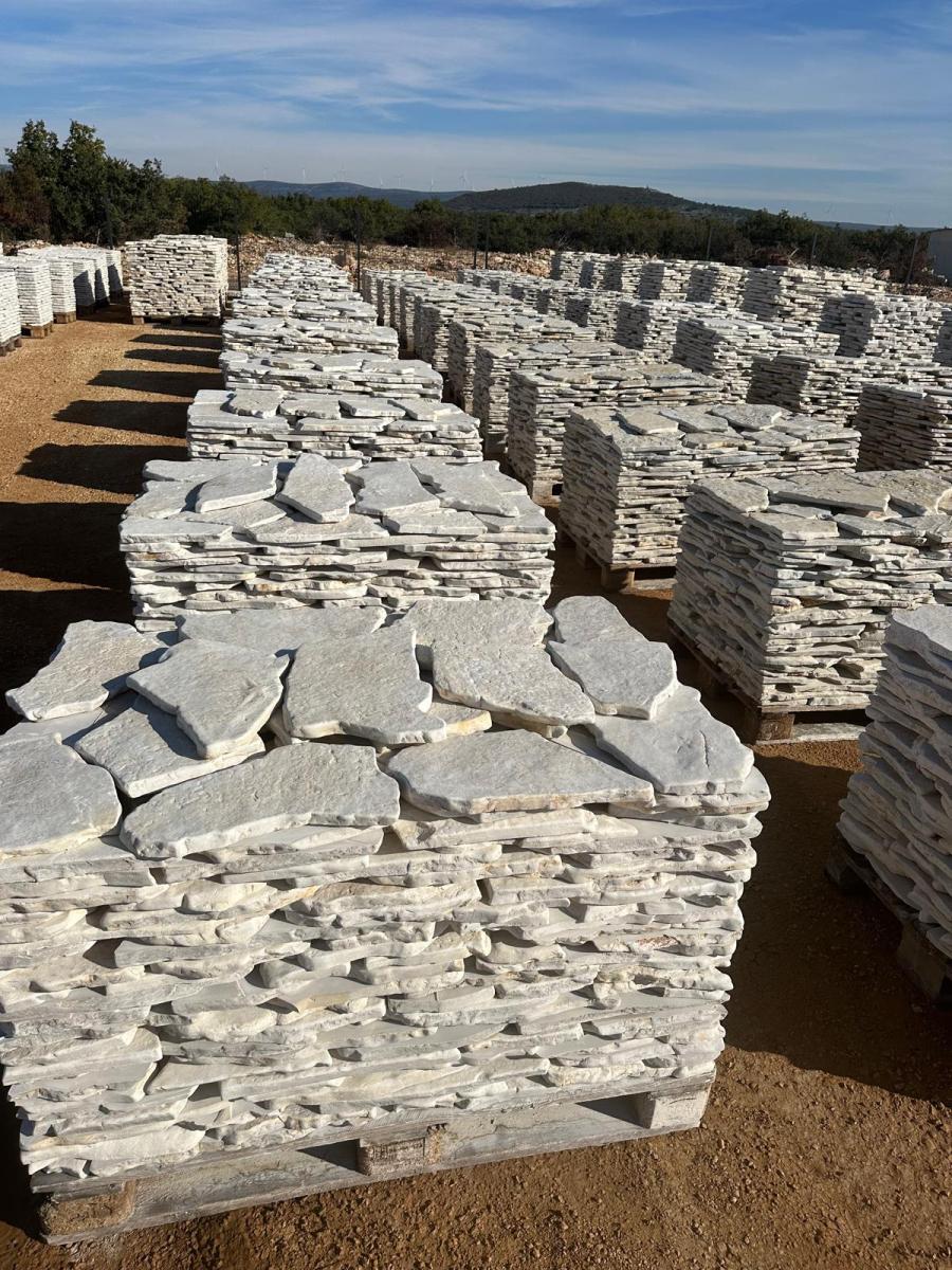 Antico stone